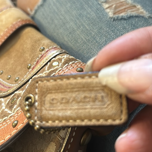 Coach Shoulder Bag - Picture 10 of 10